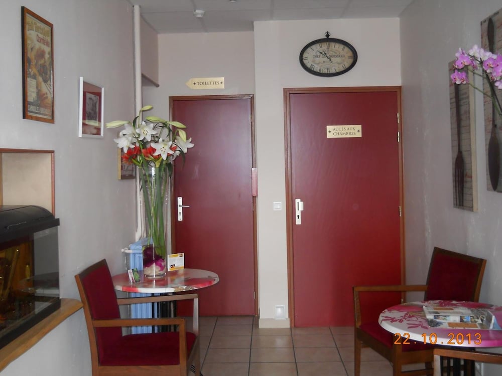 Hotel Restaurant Le Castel Fleuri 34/50