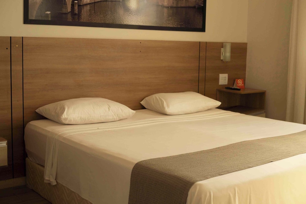 Hotel Amsterdam Montes Claros (ex. eSuites Montes Claros by Atlantica) 20/57
