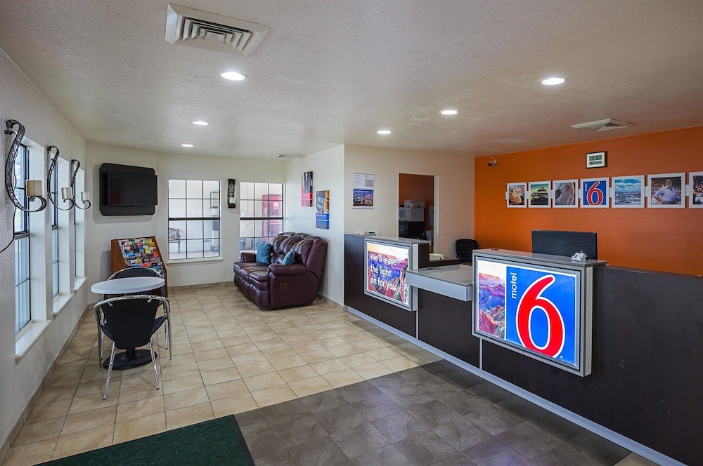 Motel6 Madisonville Tx 25/31
