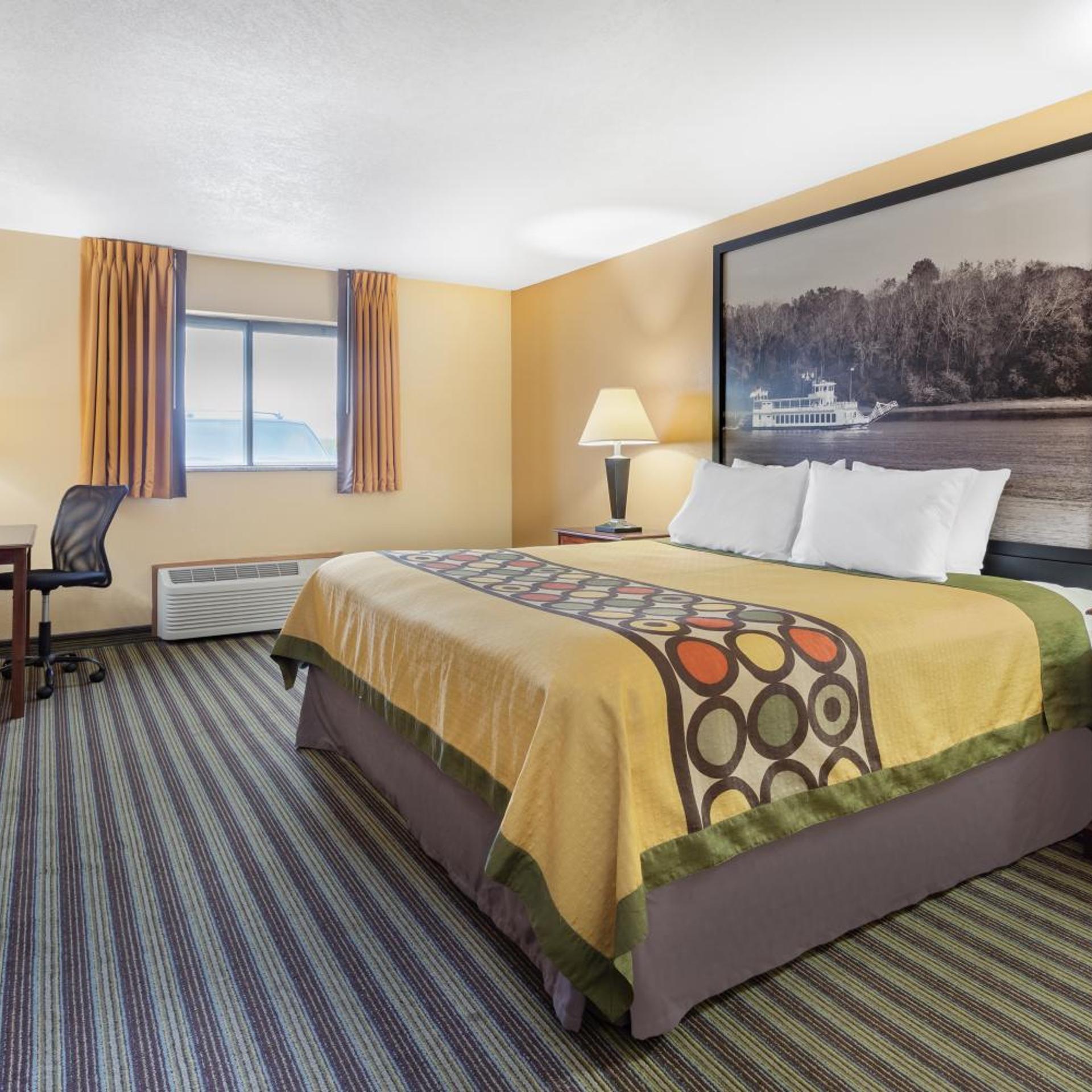 Deluxe, Suite, King Bed