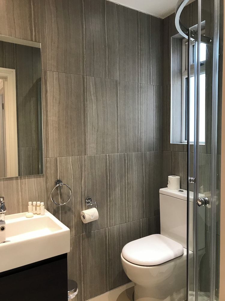 Earl's Court Serviced Apartments - West Brompton 20/20