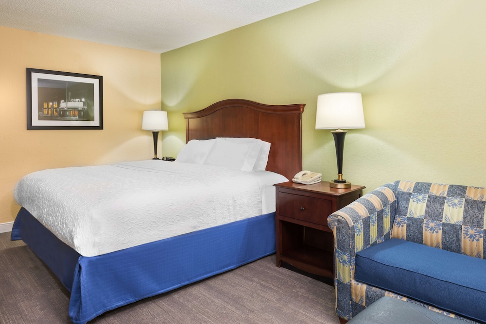 Hampton Inn Raleigh/Cary 20/45