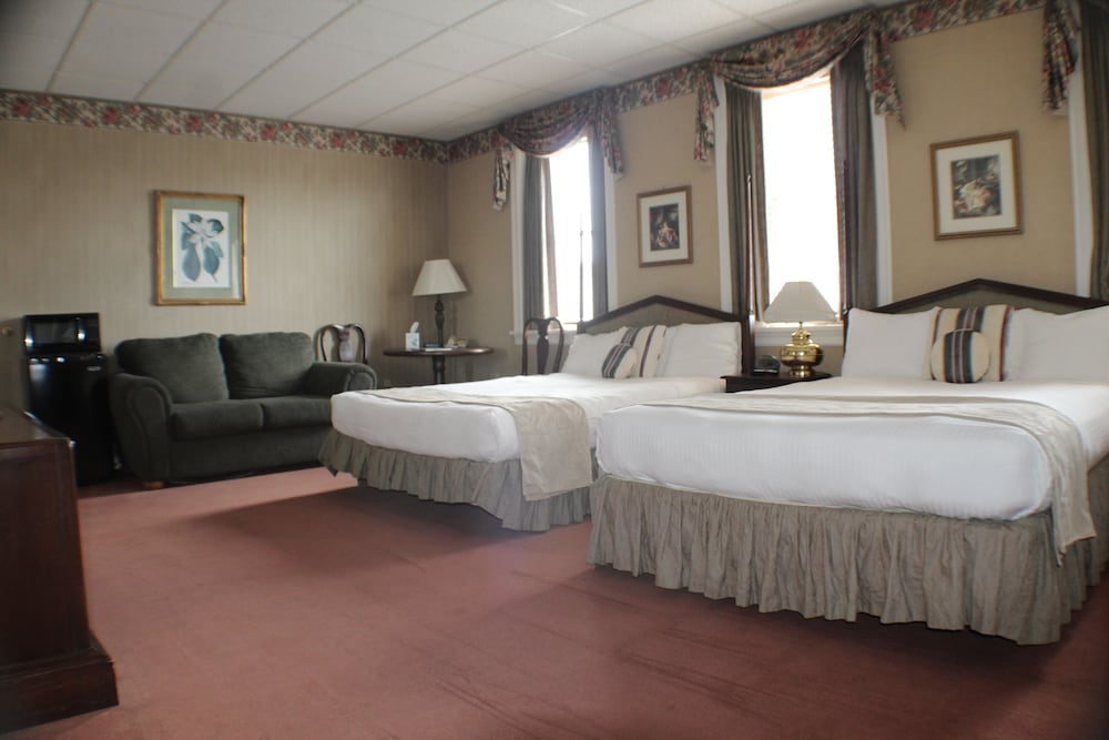 Waynebrook Inn Est 1865 21/73