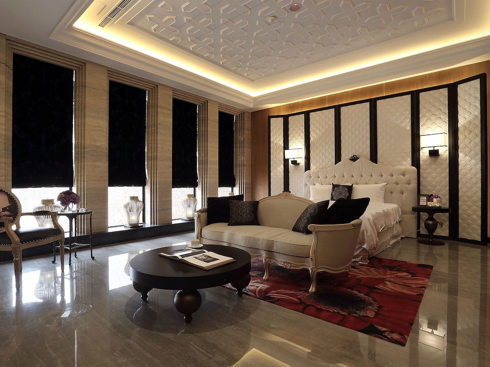 Shuei Wu Villa 47/50