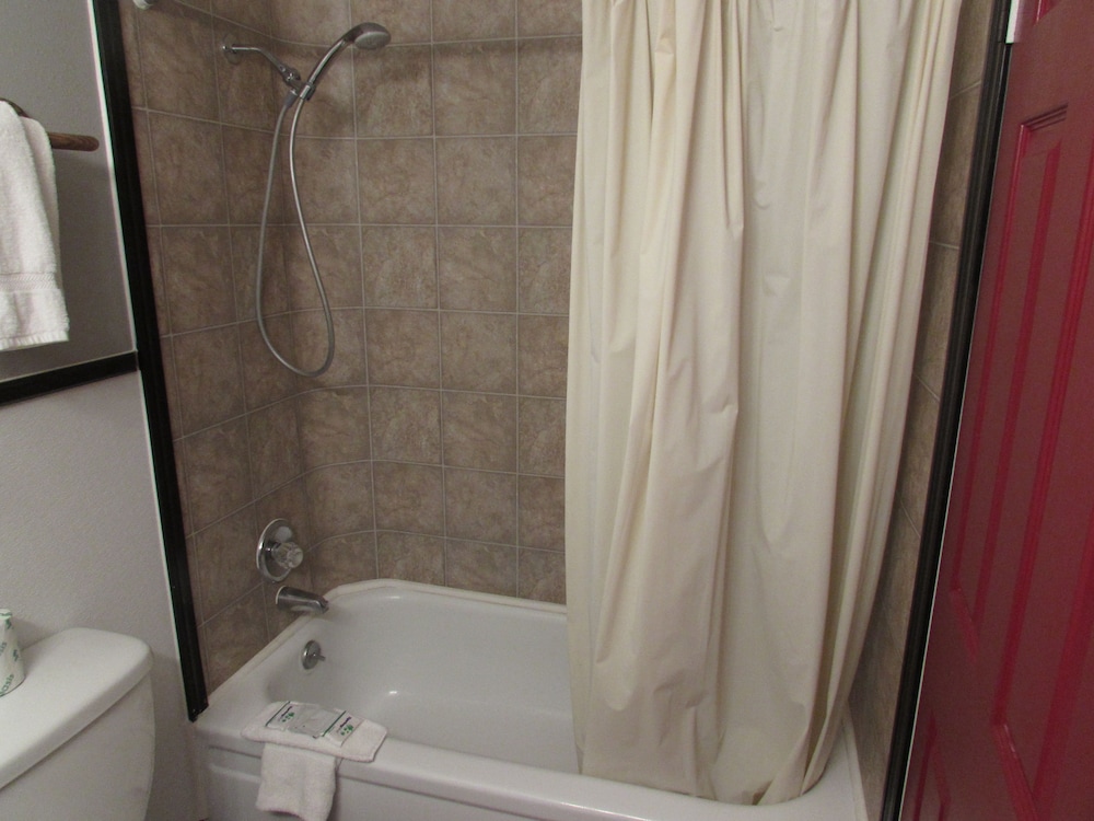 Kennewick Suites 16/58