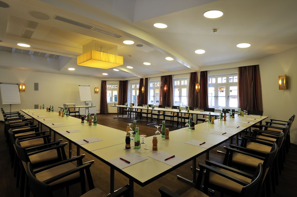 Romantik Residenz (Ferienwohnungen Hotel Im Weissen Rössl) 37/50