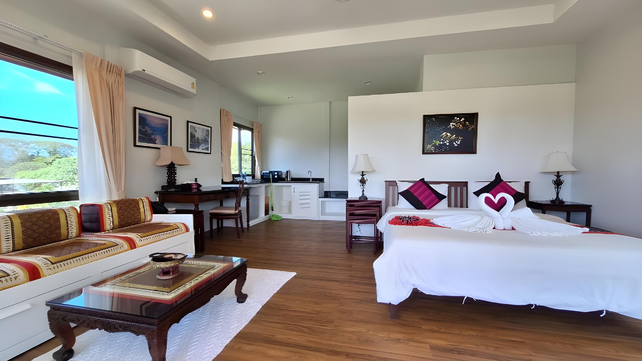 Dusit, Premium, Suite, King Bed