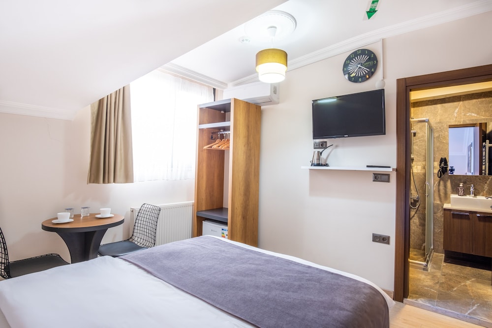 Campus Boutique Hotel 9/16