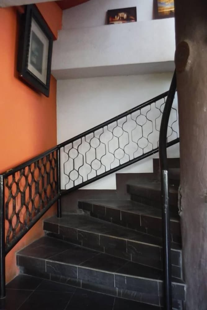 Antonios Pension House 34/50