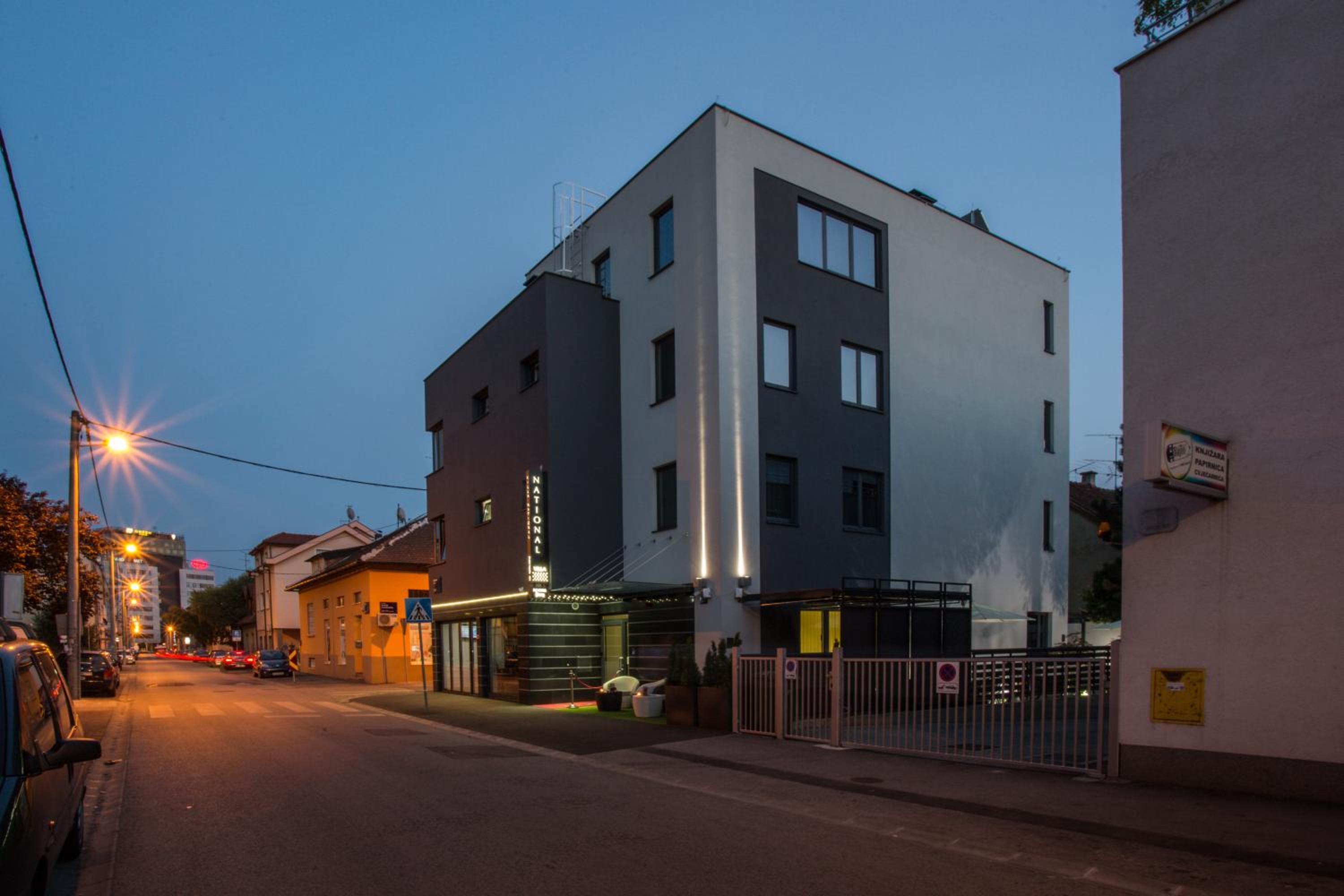 Hotel National 5/50