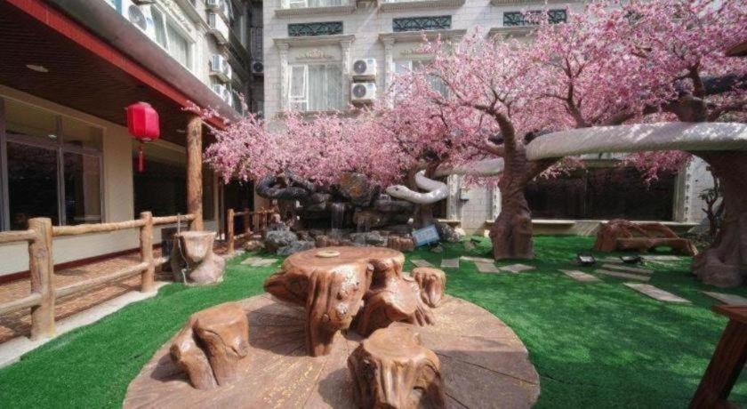 Echarm Hotel( Guangzhou Shiqiao Metro Station Zuanhui Square), Guangzhou 53/53