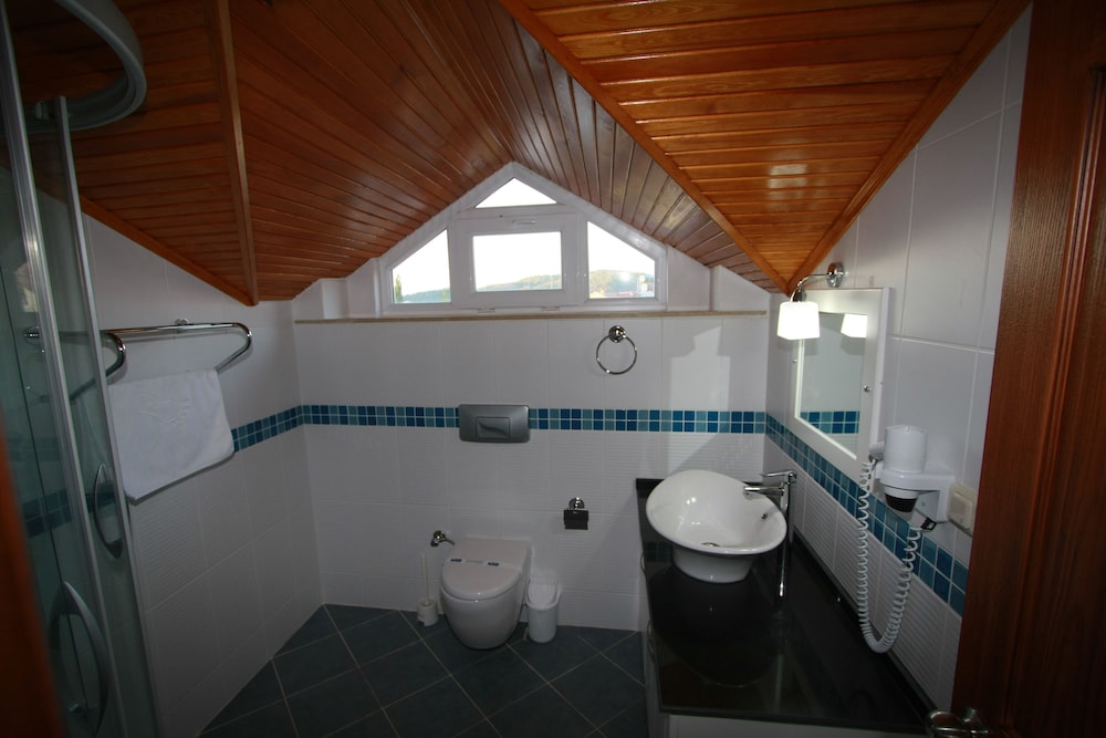 Sea Breeze Hotel And Apartments 49/50