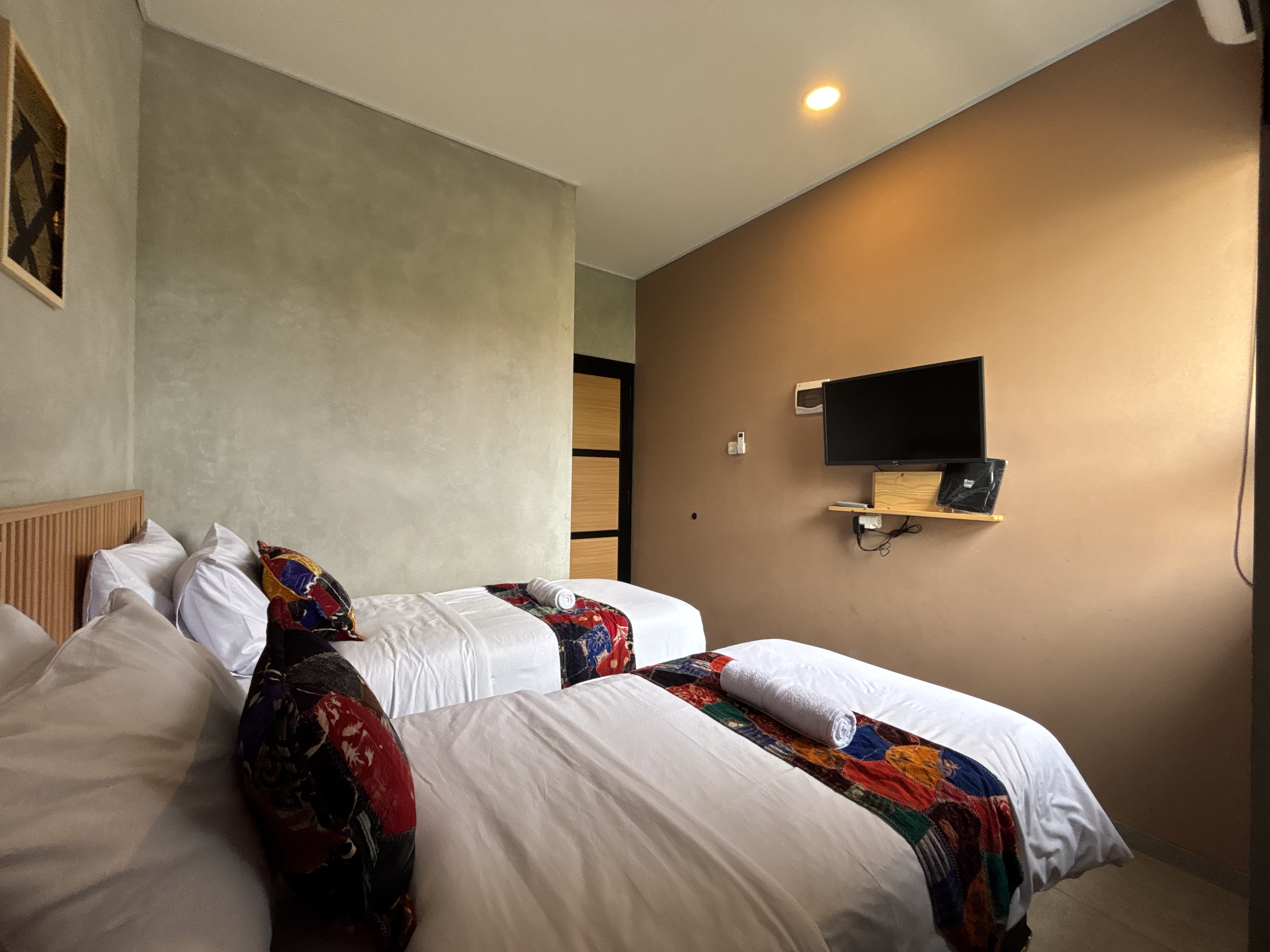OYO 2947 Cluster Harris Home Stay and Kos 23/54
