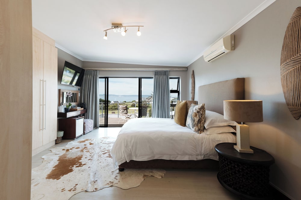 Whale Away Guest House 12/50