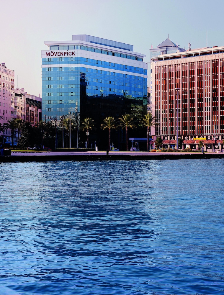 Movenpick Hotel Izmir 45/49