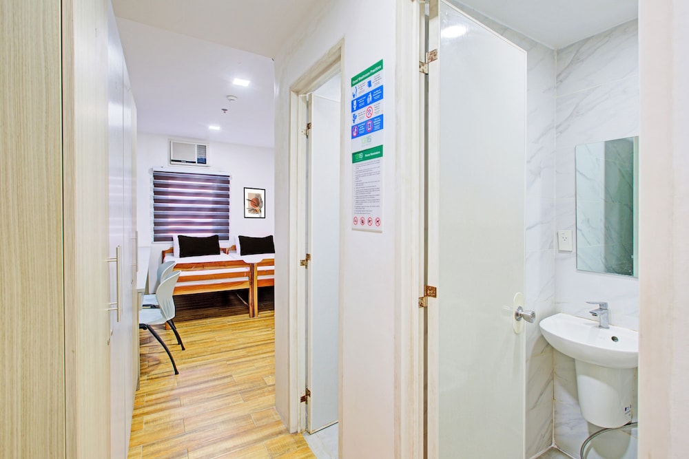 Philippines Deluxe Twin، Collection O Metro Manila near University Belt formerly 1318 Residences 3/3
