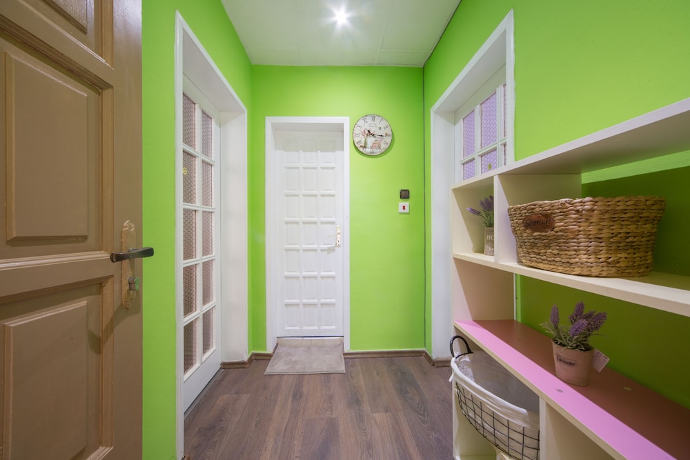 PETER PAN HOUSE 40/40