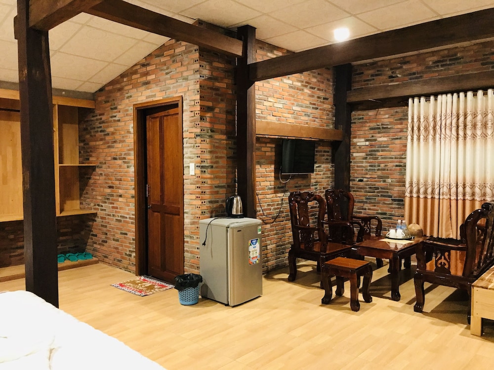 May Bungalow 30/42
