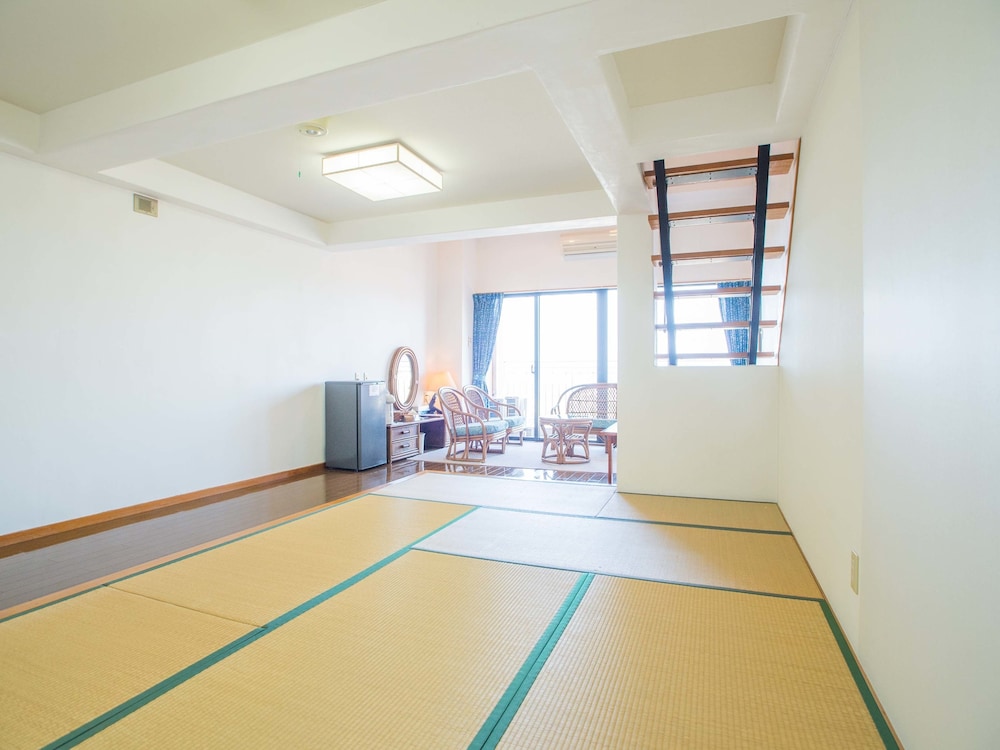 Resort Hotel Umibeno Kajuen 33/34