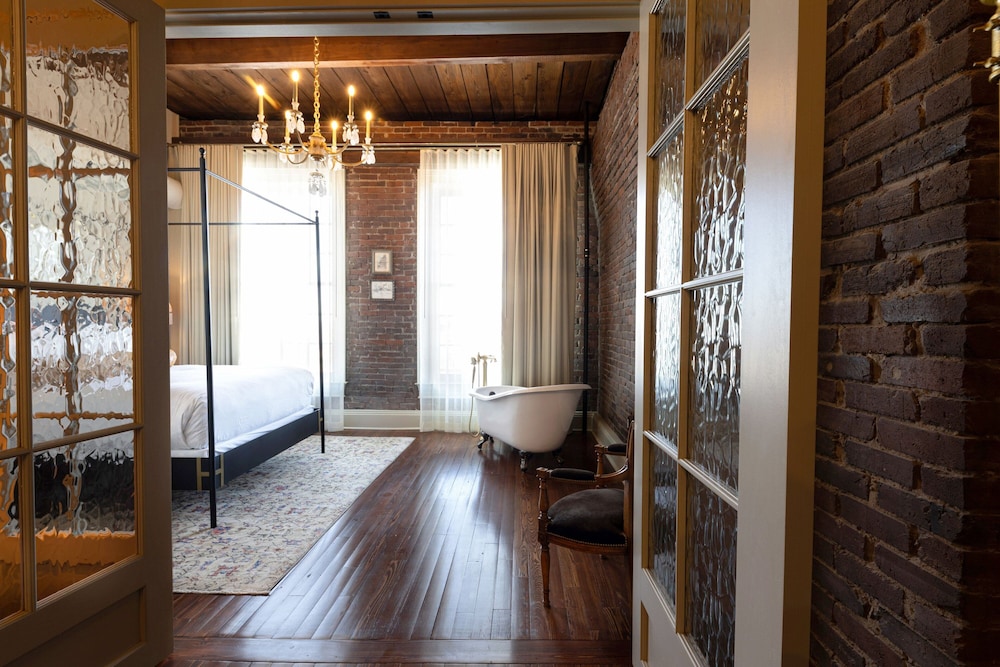 Hotel Cleo, Knoxville Downtown, a Tribute Portfolio Hotel 18/50