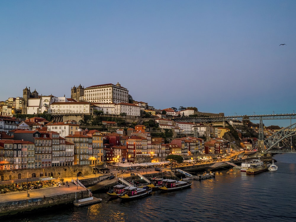 M Maison Particuliere Porto 45/50