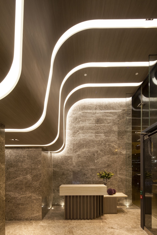 CM+ Hotels and Serviced Apartments 2/44
