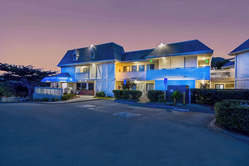 Motel6 Marina, CA - Monterey in MARINA - CA
