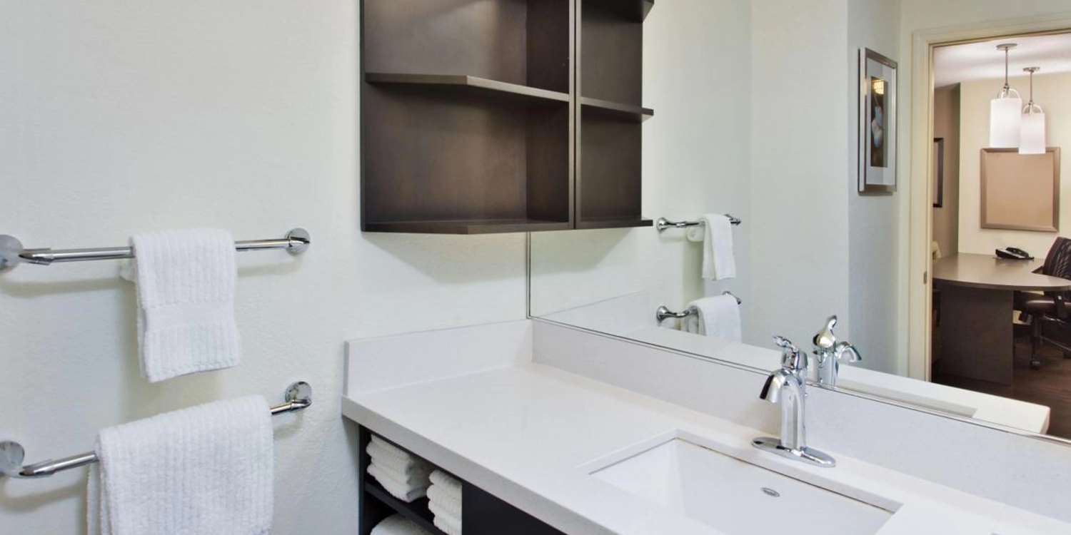 MainStay Suites Southfield-Detroit 18/18