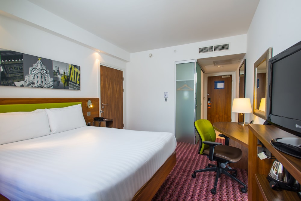 HAMPTON BY HILTON LIVERPOOL/CITY CENTRE 19/56