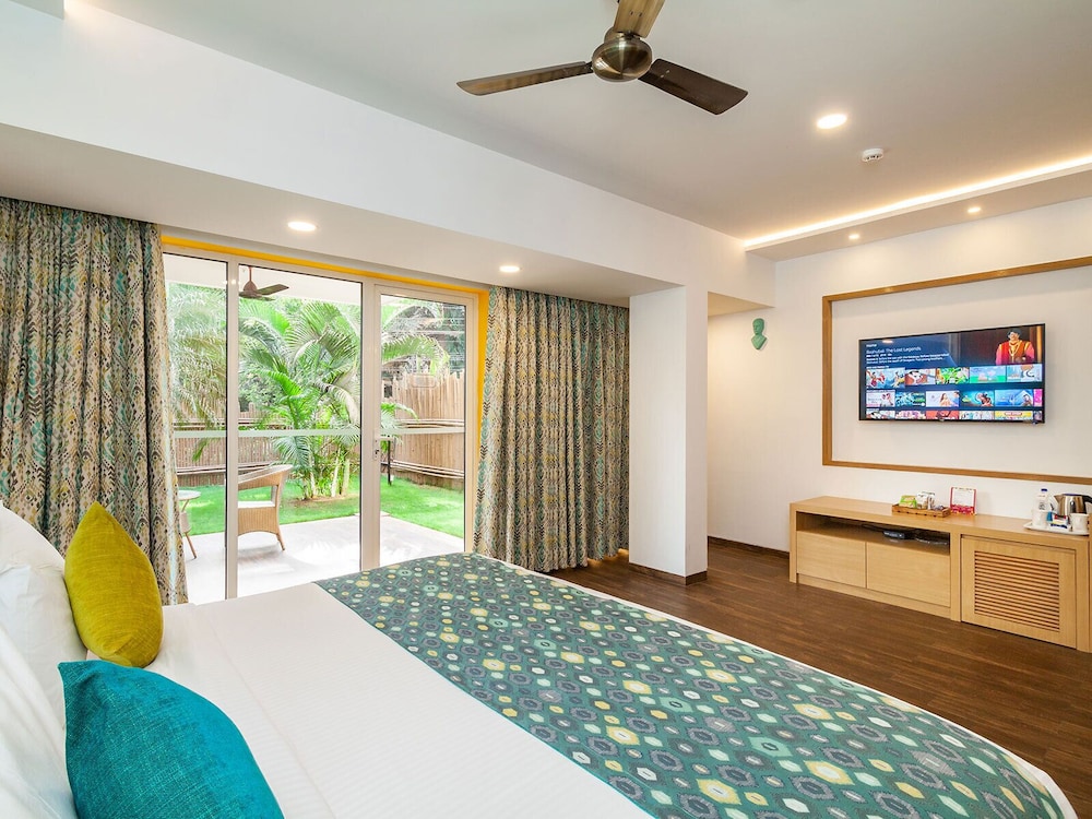 Acron Seaway Resort 19/62