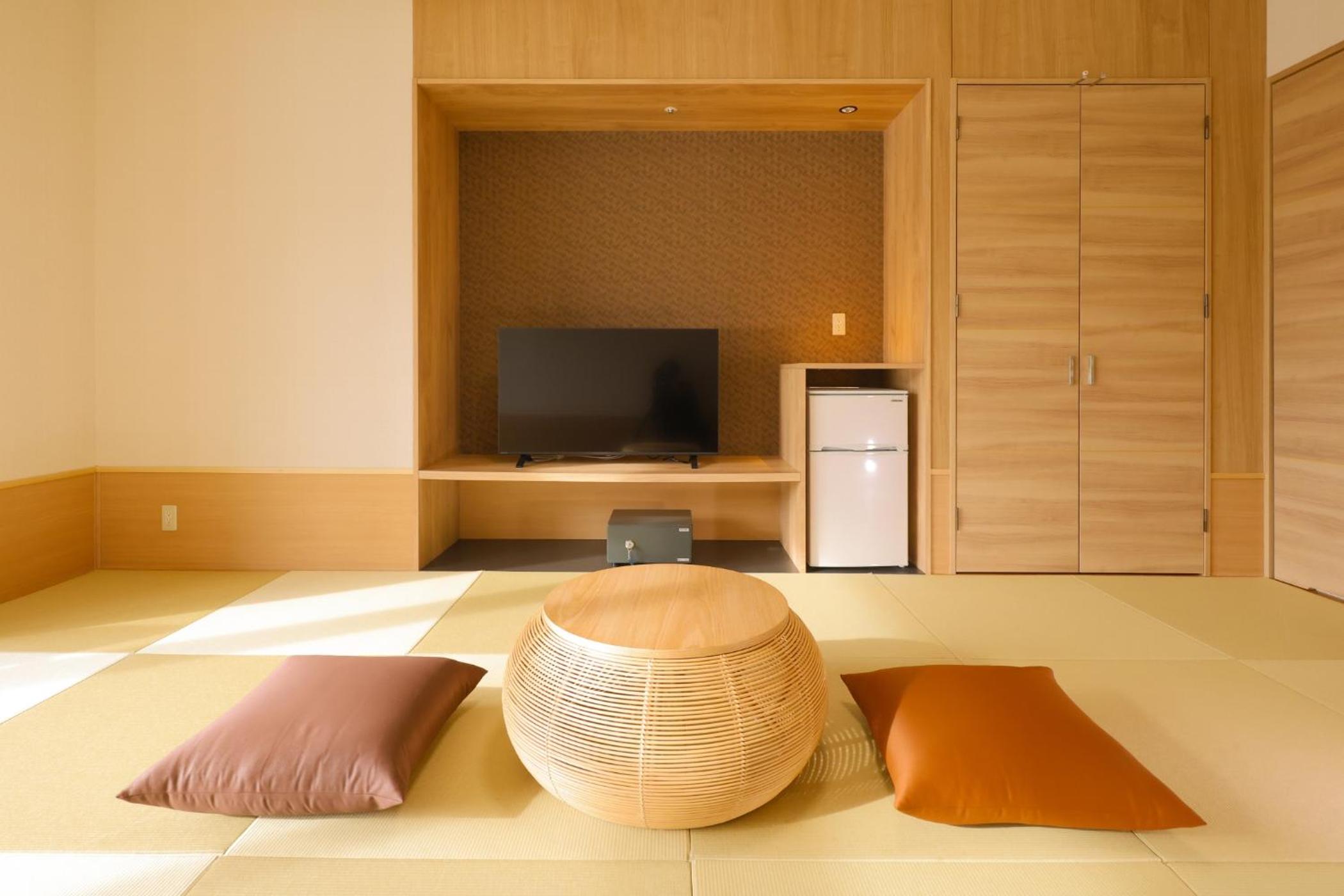 غرفة يابانية قياسية بأرضية تاتامي، Hotel Kisoji 3/3