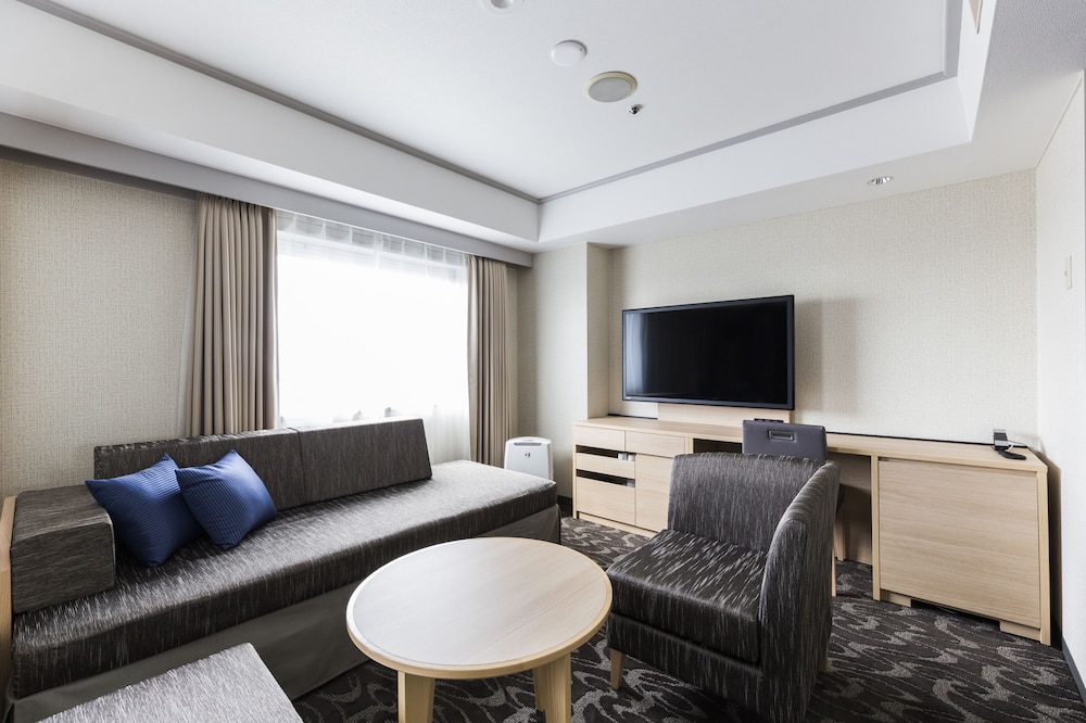 Shin-Osaka Esaka Tokyu REI Hotel 40/68