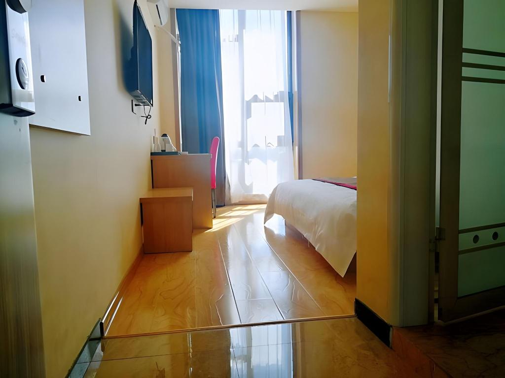 Thank Inn Hotel Hebei Zhangjiakou Wanquan County Kongjiazhuang Bus Station 21/29