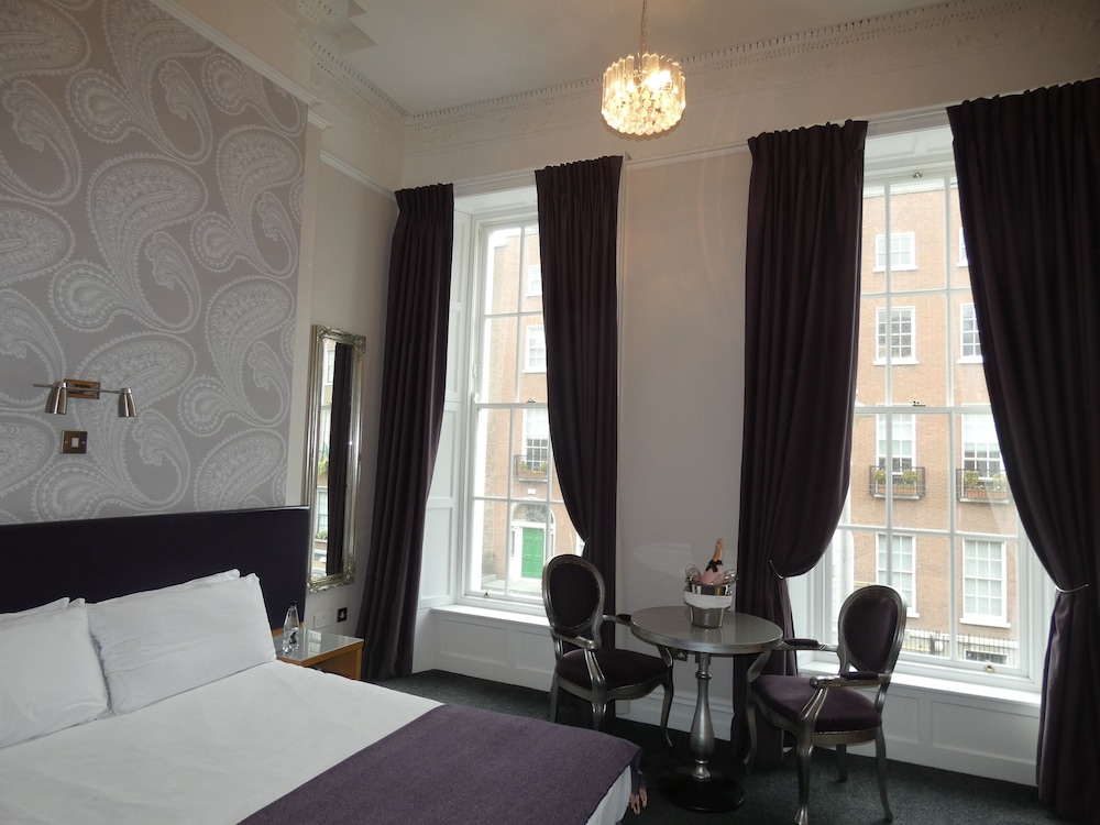 Jackson Court 24/46