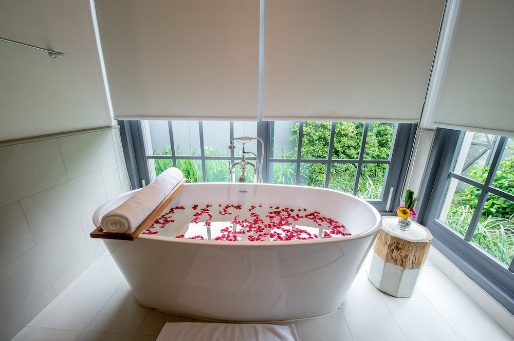 Flora Creek Chiang Mai 38/77