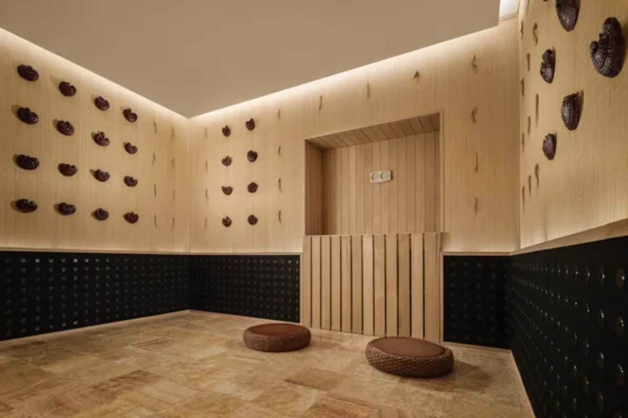 Surya Hotel Shanghai New Hongqiao Center 11/32