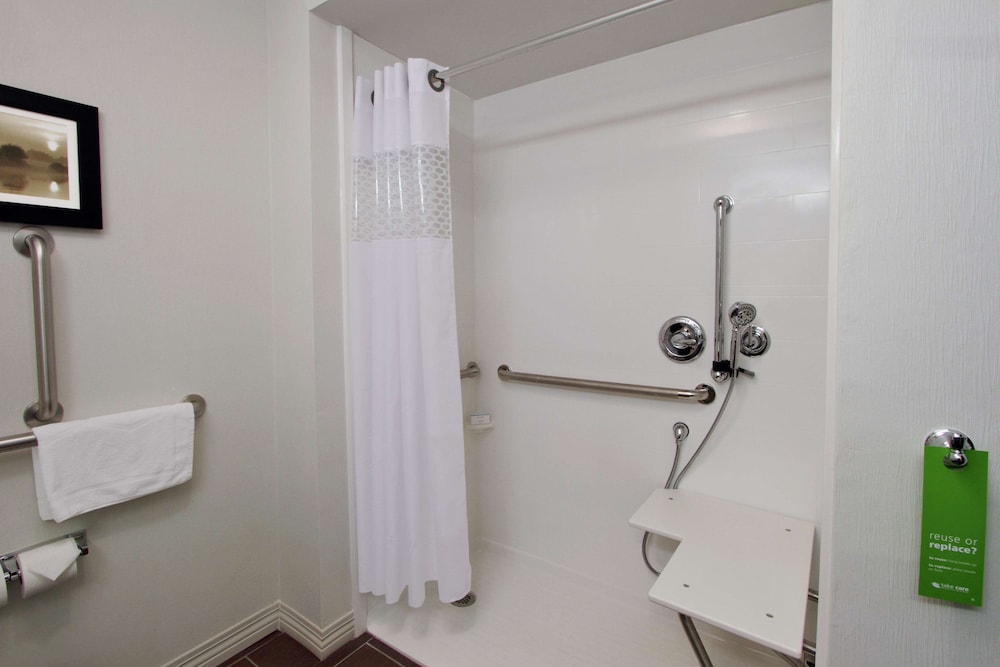 Hampton Inn Richland 12/43