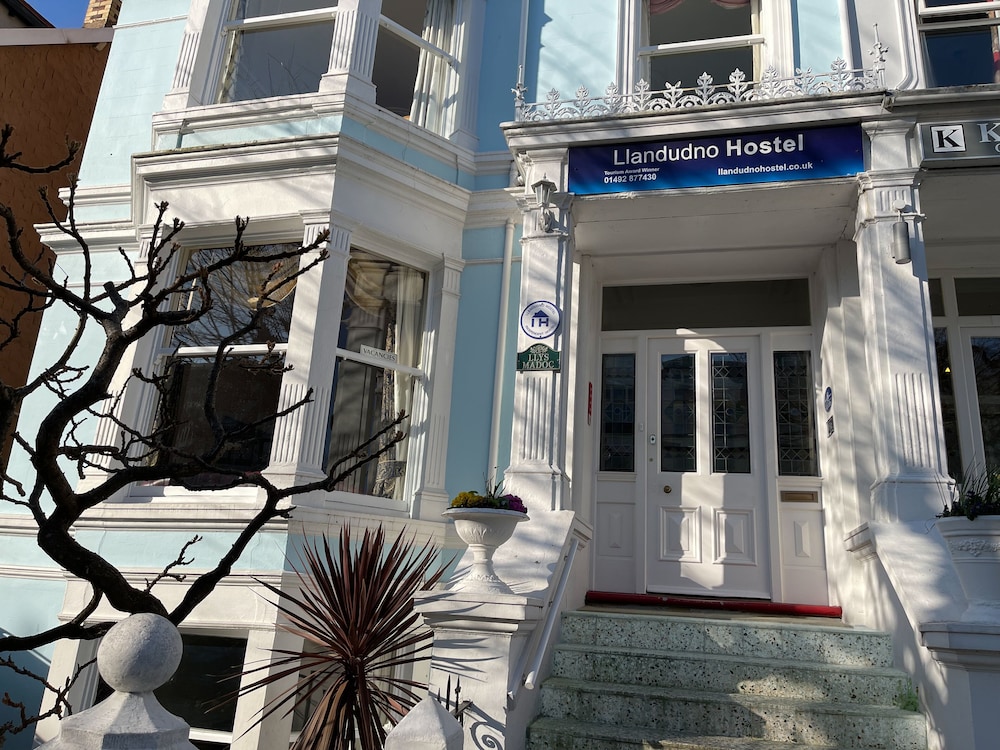 Llandudno Hostel 8/50