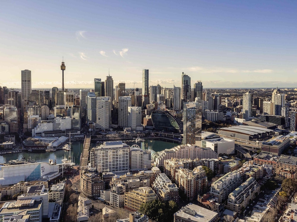 IBIS SYDNEY DARLING HARBOUR 64/68