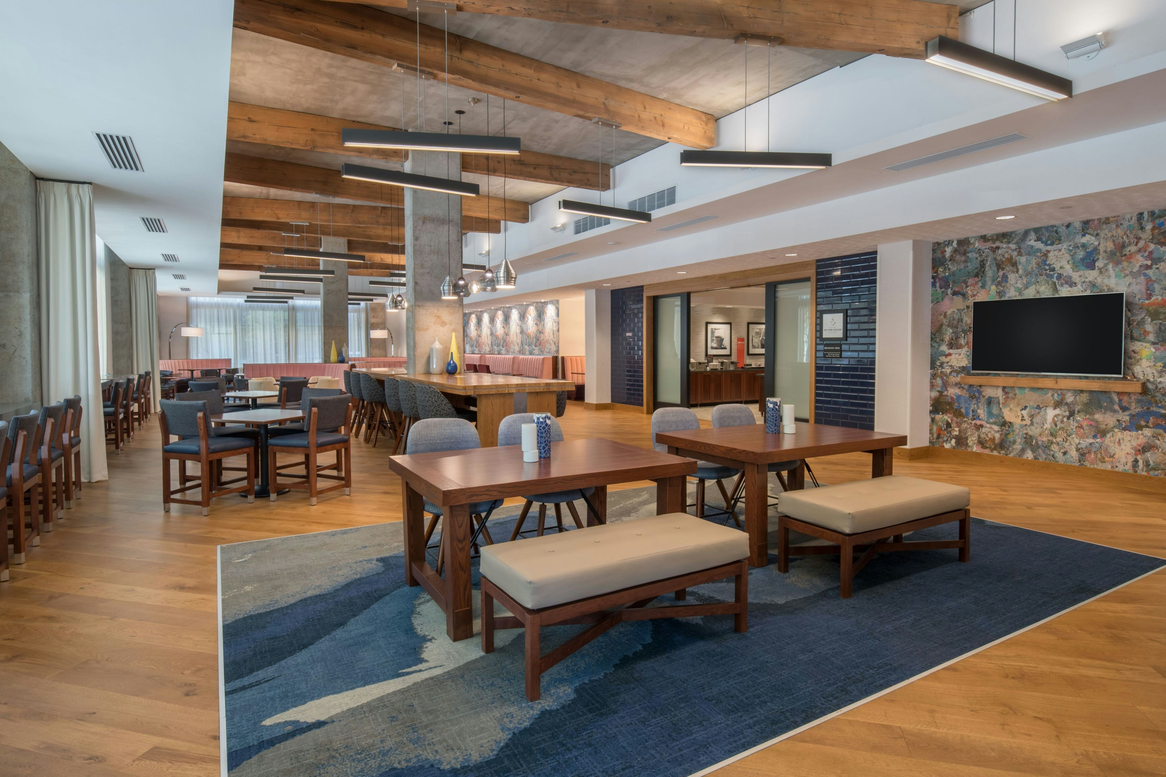 Hampton Inn and Suites by Hilton Portland-Pearl District 28/48