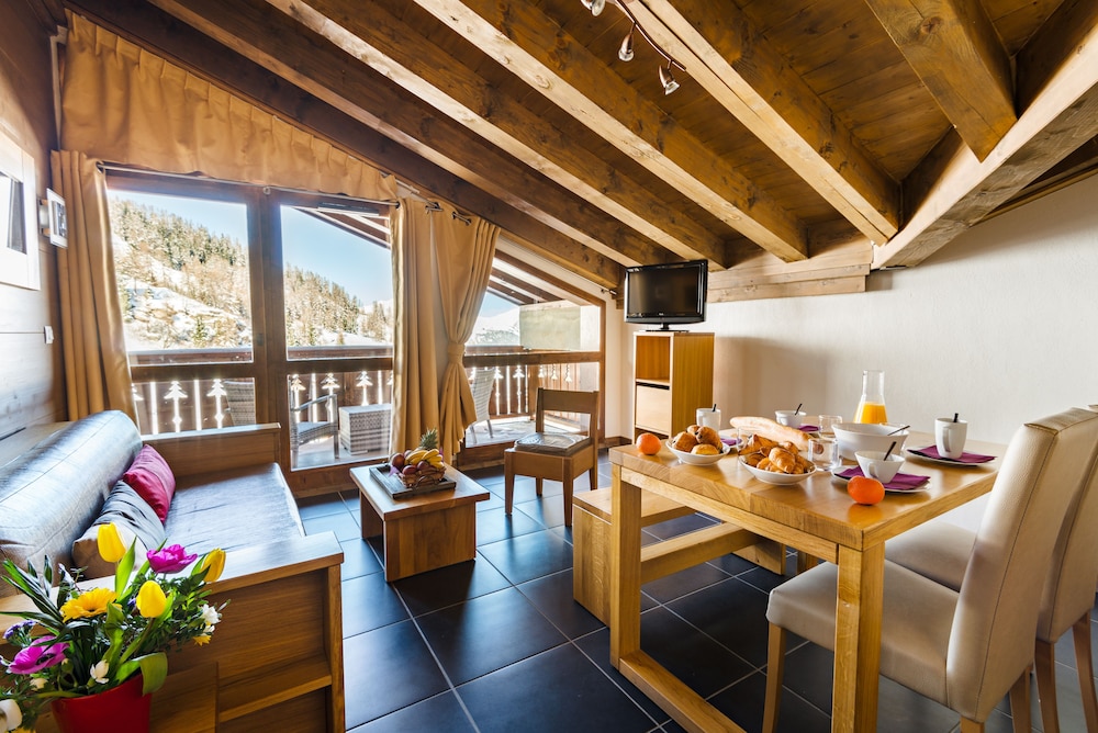 RESIDENCE LAGRANGE VACANCES LES CHALETS EDELWEISS(FORMERLY RESIDENCE LES CHALETS EDELWEISS) 30/35