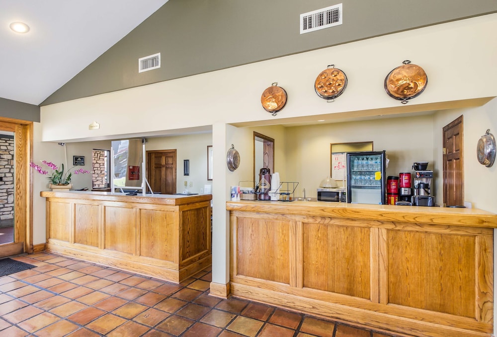 Americas Best Value Inn Columbus, TX 13/41