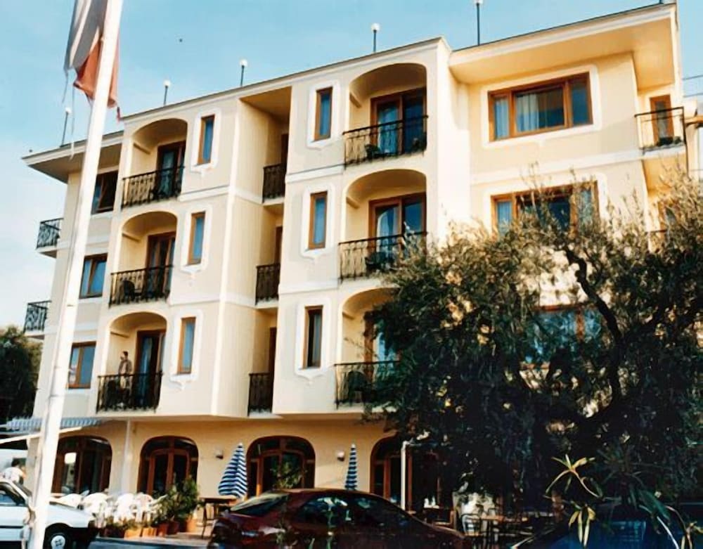 约翰娜公园酒店(JOHANNA PARK HOTEL) 图片5