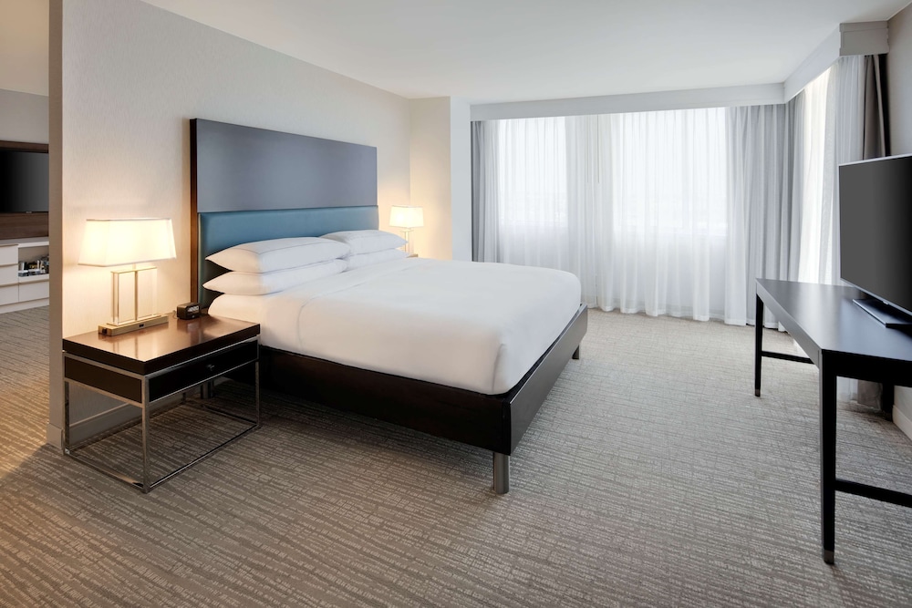 Upgrade, Suite, King Bed, Balcony