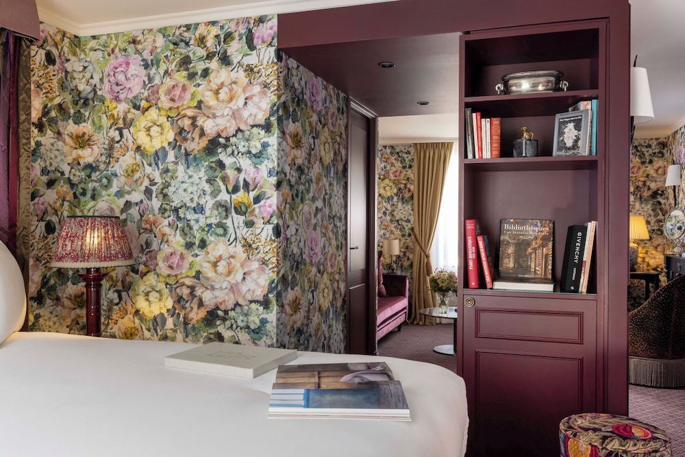 UNE AUTRE CHAMBRE 44/50