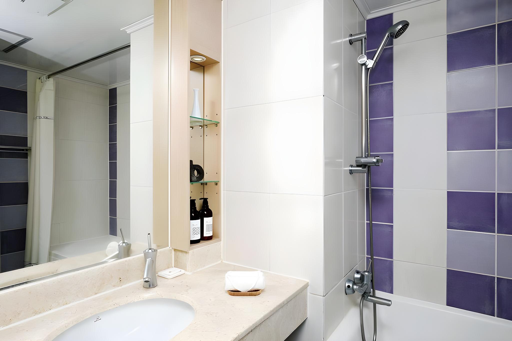 Family, Suite, 1 Double and 1 Single Bed, Pool Access