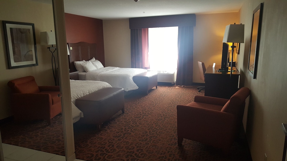 Hampton Inn and Suites Peru 8/18