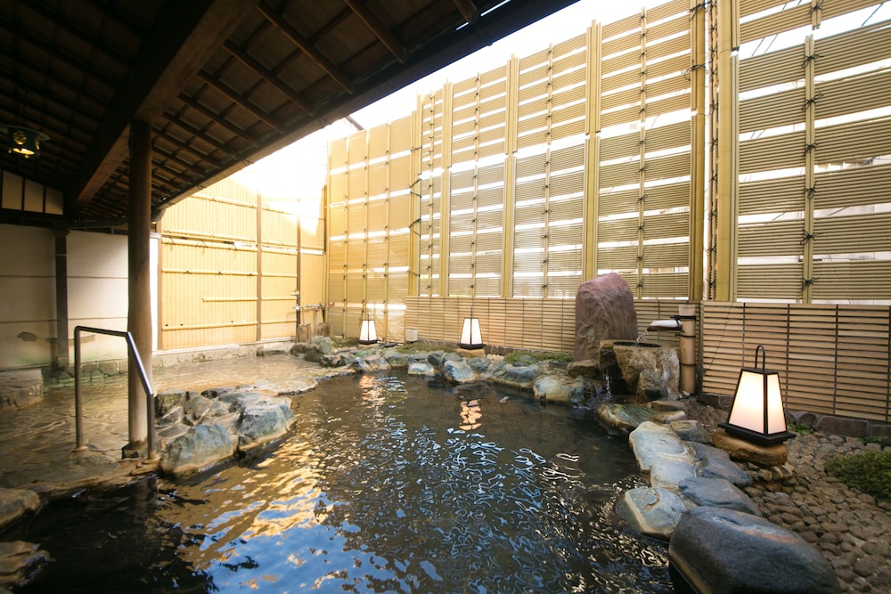 Furuya Ryokan 24/63