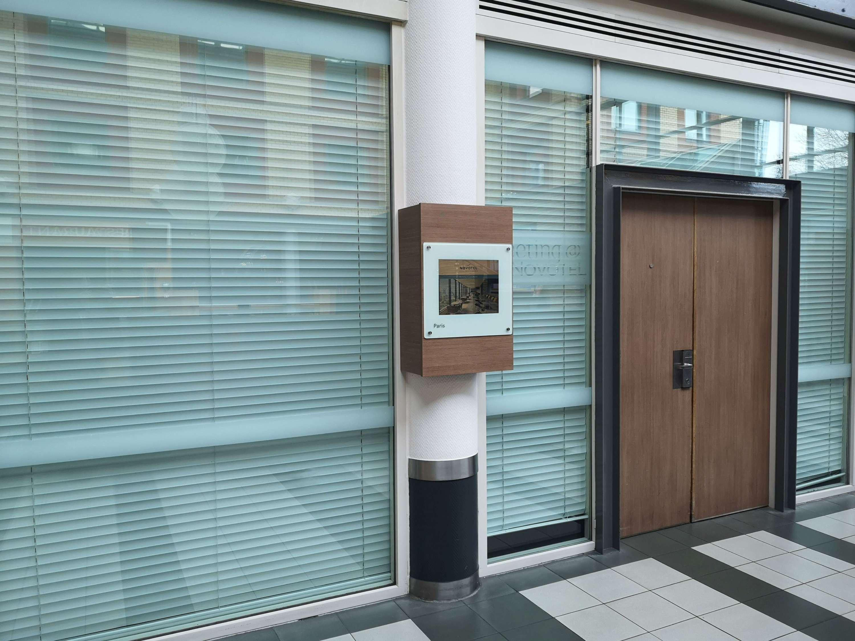 Novotel London Heathrow Airport - M4 Jct 4 Hotel 3/50