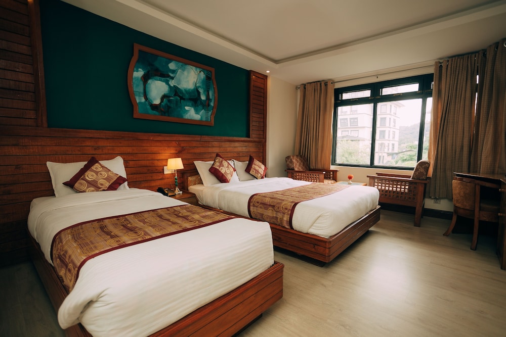 Hotel Tulsi 14/50